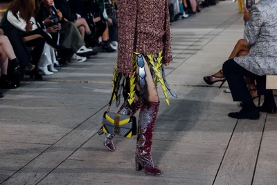 Look 12
